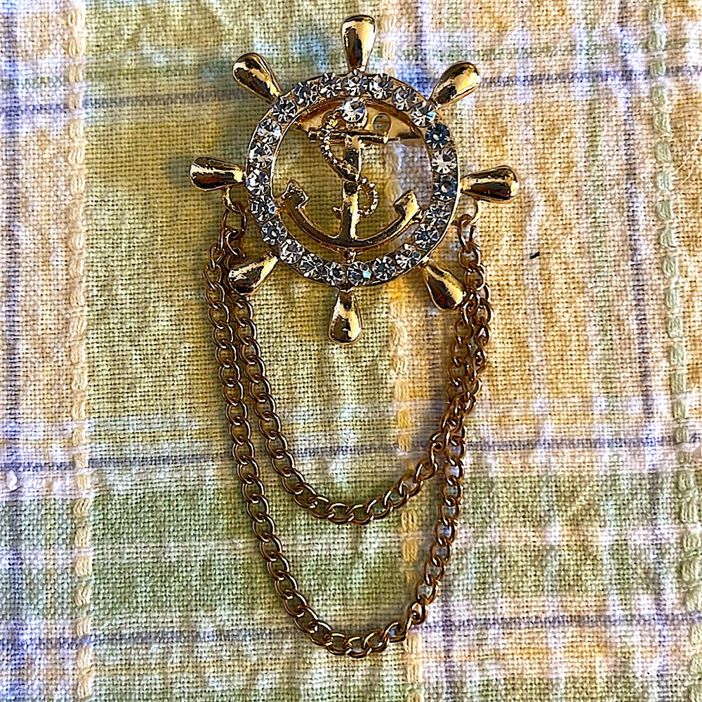 Anchor Brooch